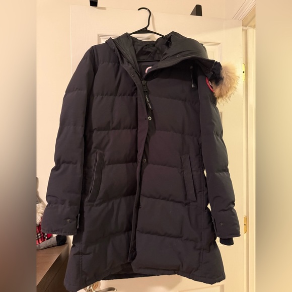 Canada Goose Women's Navy Blue Puffer Coat - Picture 4 of 10